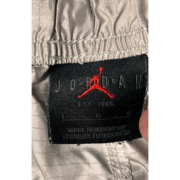 Nike Air Jordan Shorts Men's Sz L Grey Ripstop Draw Strings Basketball Running - Picture 3 of 9